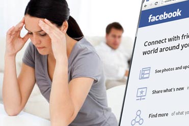 The Hazards of Email, Text Messages & Social Media in a Divorce